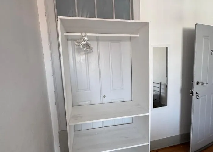 Quarto em Acomodações Particulares Cozy In The Center *